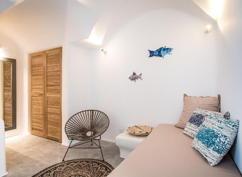 Cape 9 Villas & Suites Akrotiri  Exterior photo